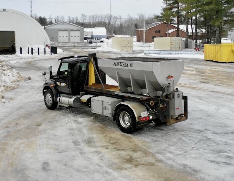 Commercial Salting Ottawa VS Landscape Group Winter Parking Lot Maintenance